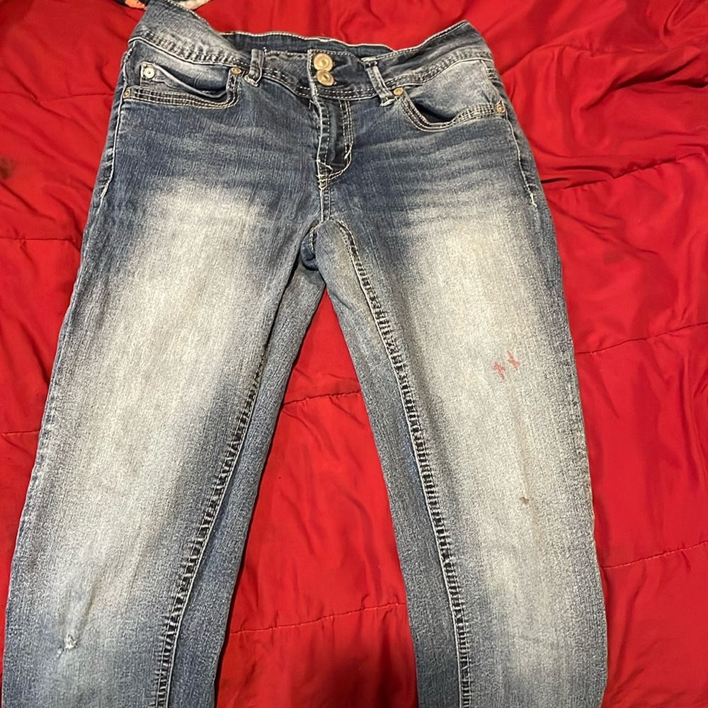 Women’s size 3 wallflower jeans